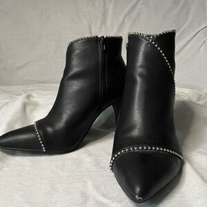 Kohl's Black Pointed Stud-Trim Ankle Booties